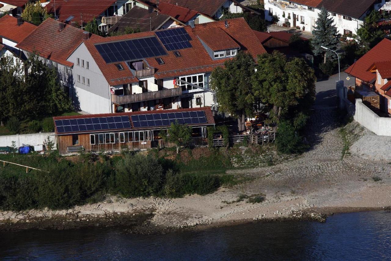 Zum Donauufer Hotel Bogen Exterior photo